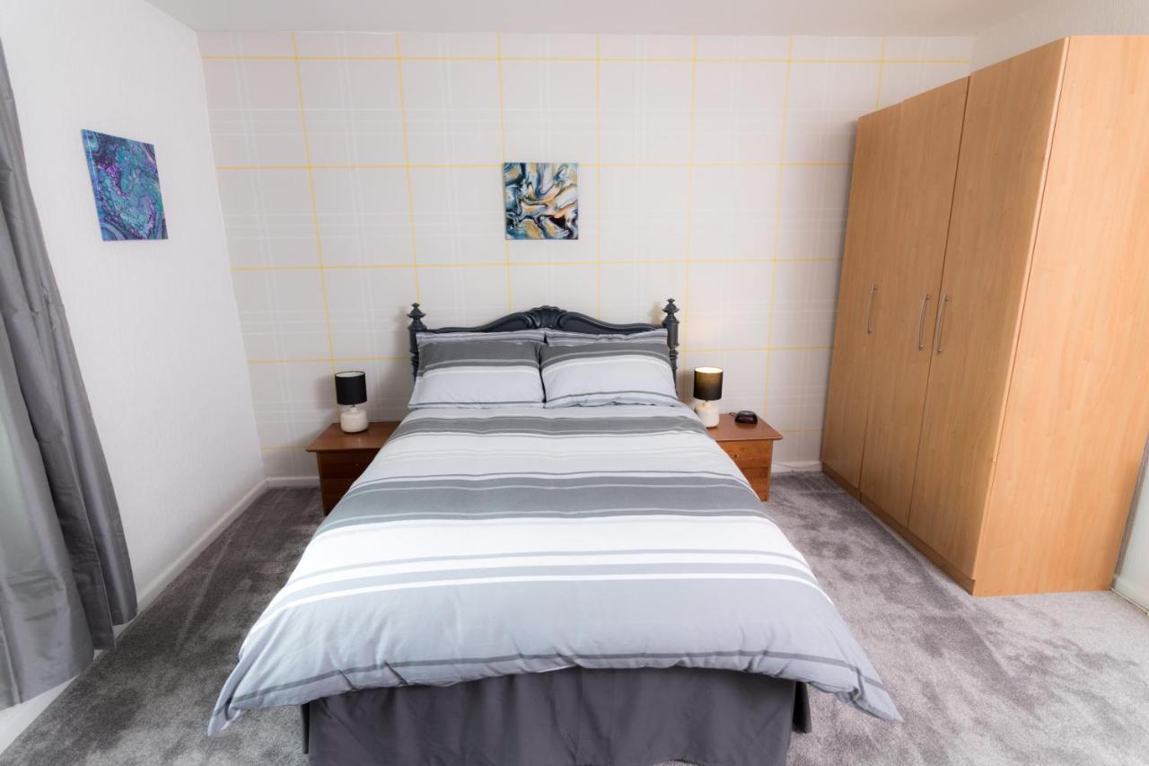 Entire House - 2 Bedroom - 3 Bed - Free Wifi - Tv Clayton-le-Moors Экстерьер фото